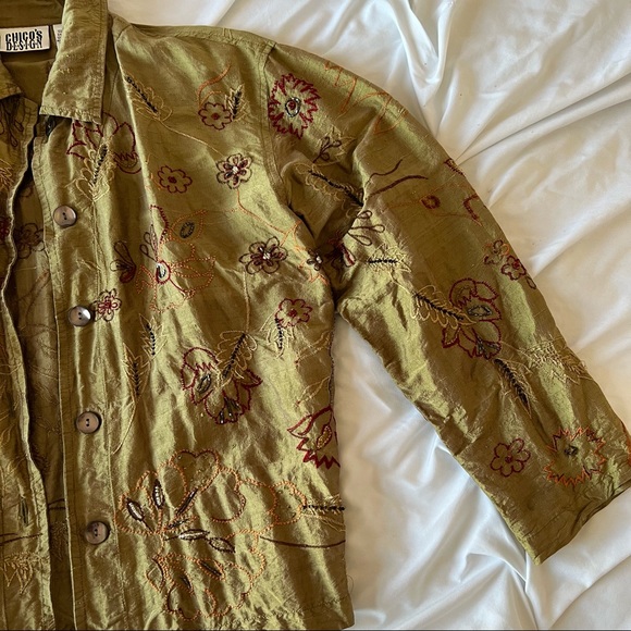 🪴Vintage Y2K Silk Green Embroidered Top🪴 - Picture 8 of 10